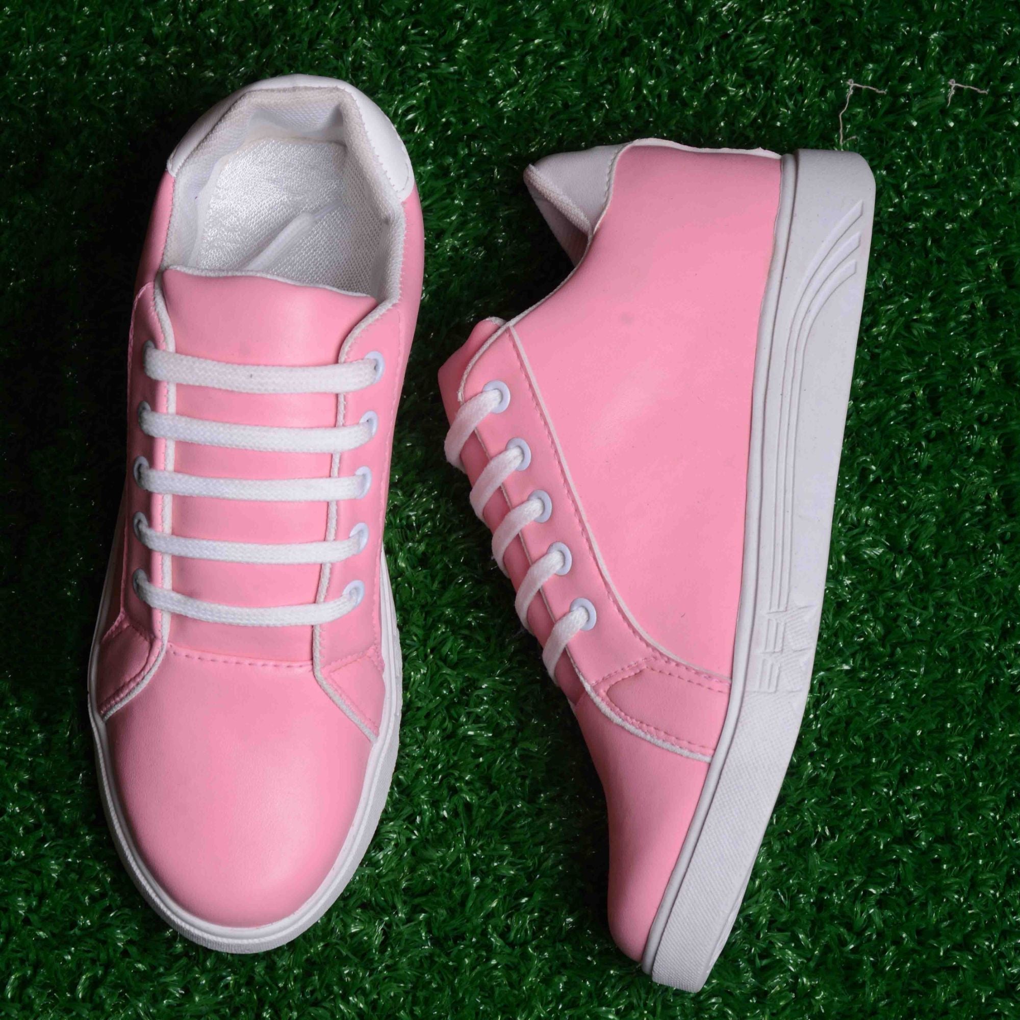 casual sneaker for women